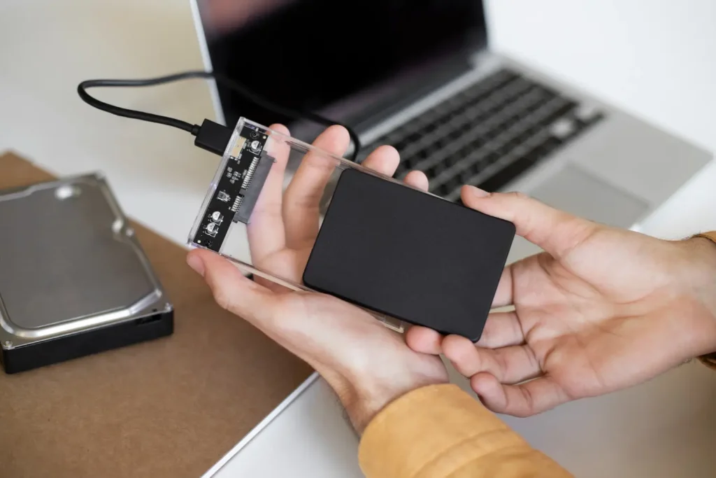 Perbandingan HDD dan SSD