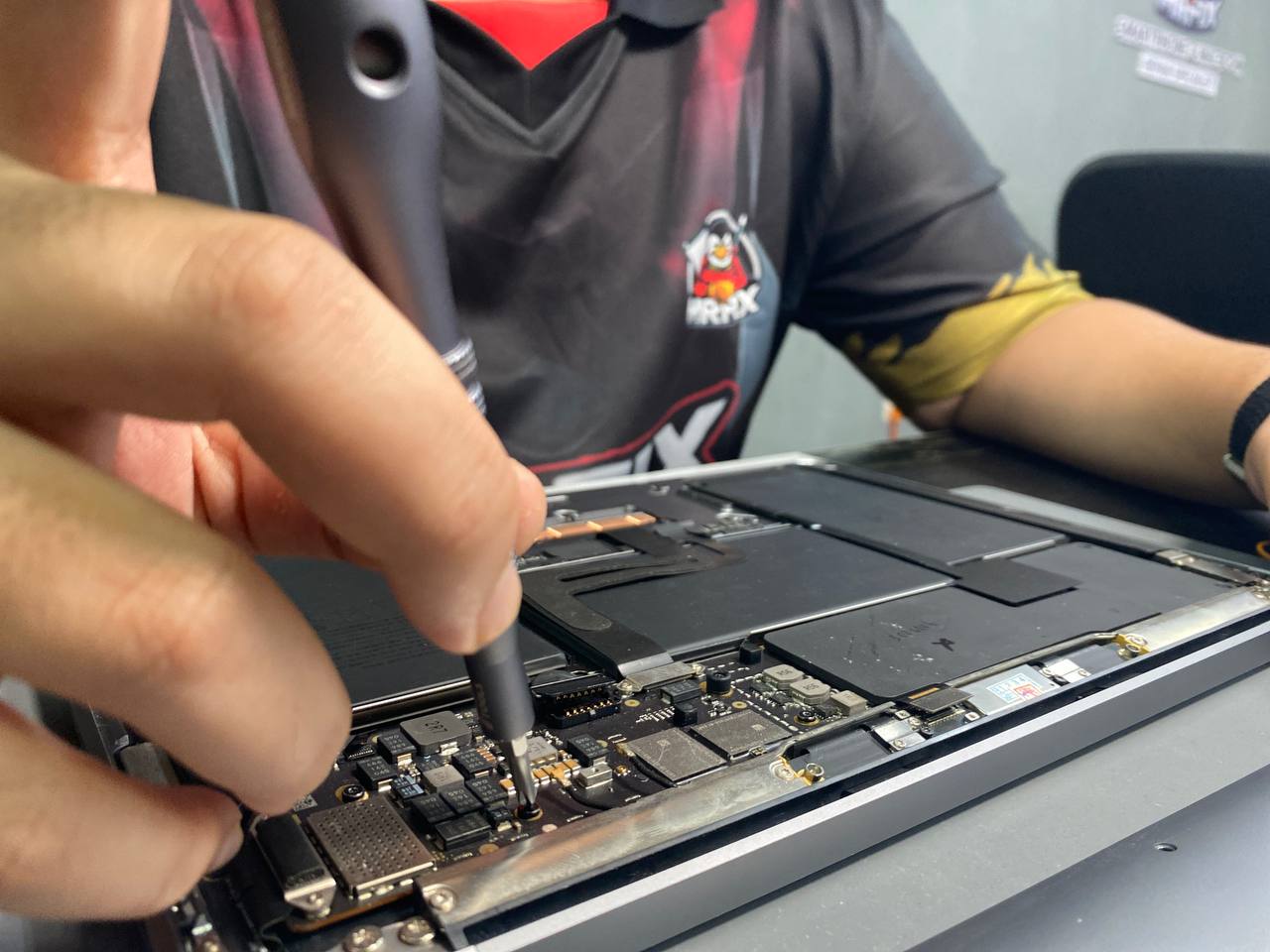 repair macbook mrfix gadget